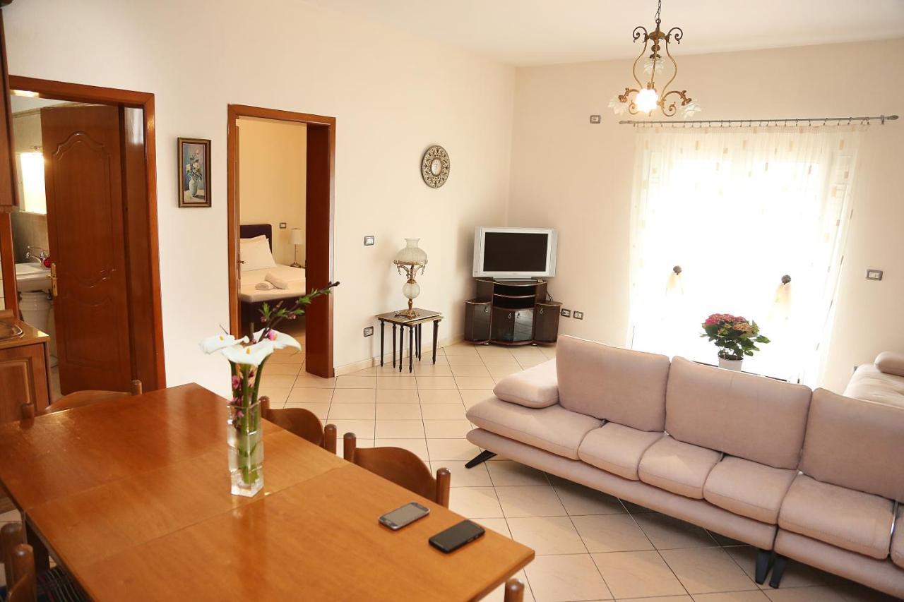 Apartments Athina Orikum Dış mekan fotoğraf