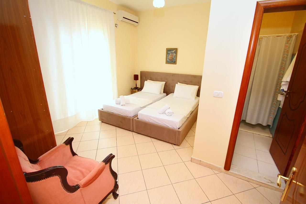 Apartments Athina Orikum Dış mekan fotoğraf