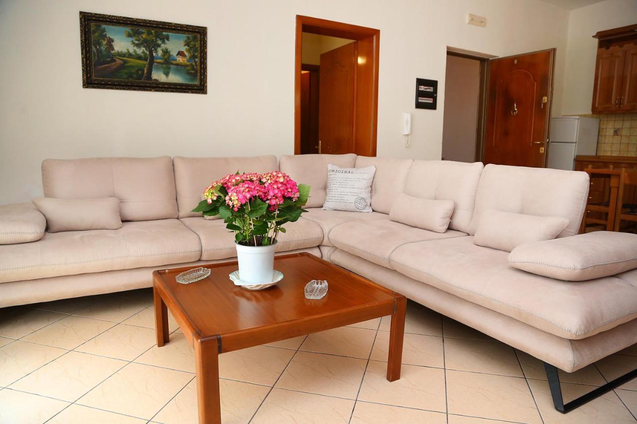 Apartments Athina Orikum Dış mekan fotoğraf
