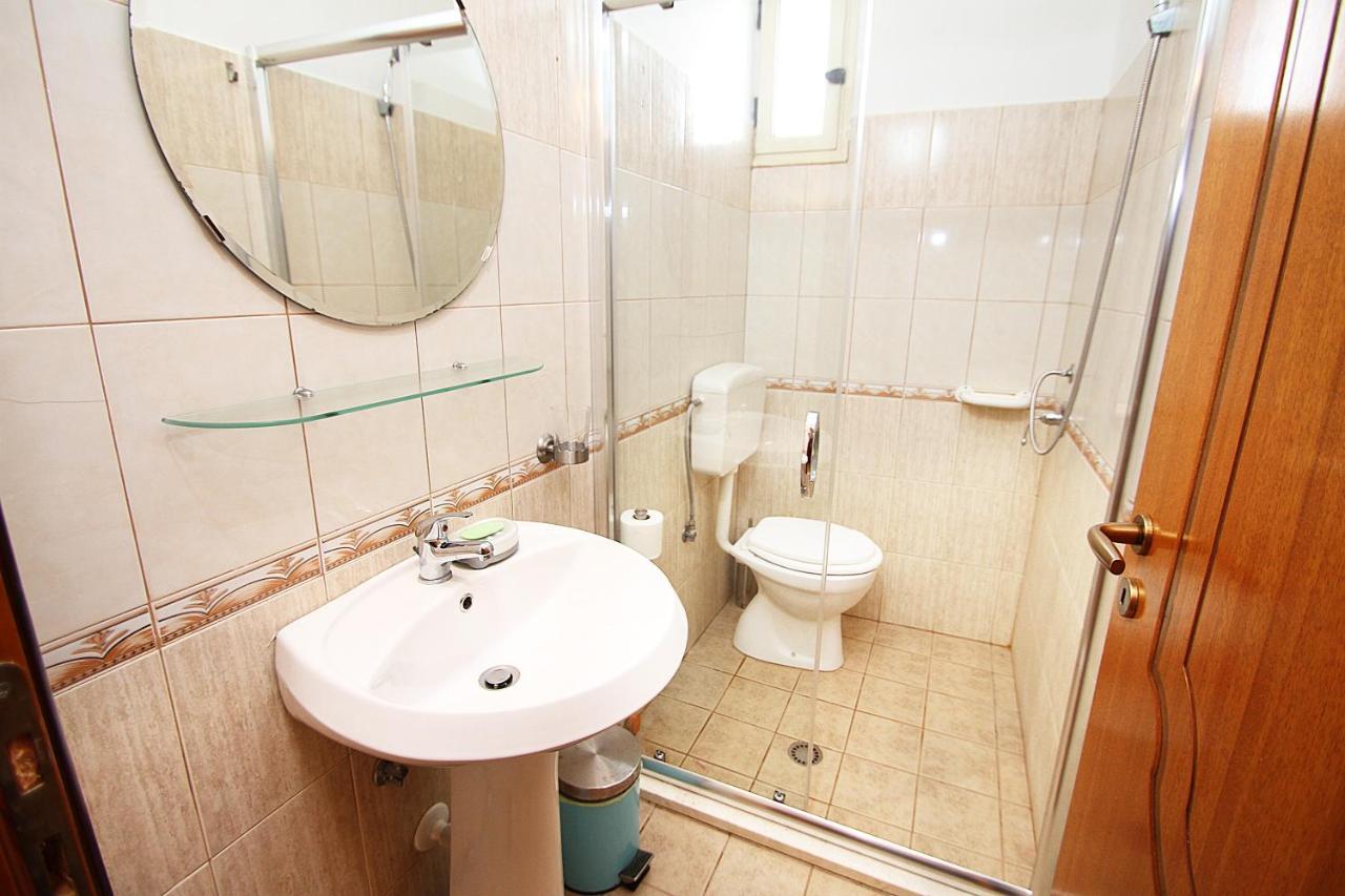 Apartments Athina Orikum Dış mekan fotoğraf
